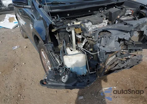 2013 Toyota Rav4 Xle z USA, uszkodzony, nr VIN 2T3RFREV5DW067807